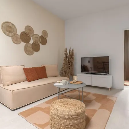 Harbor - Damrota Apartamento
